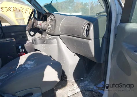 2008 Ford E-250 Commercial z USA, uszkodzony, nr VIN 1FTNE24W78DB52492